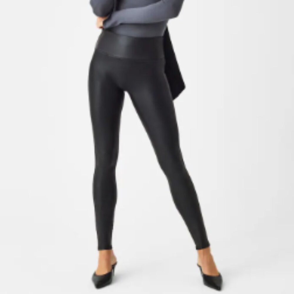 SPANX Black SPANX shape Faux Leather High Waist Leggings - Medium in All Black